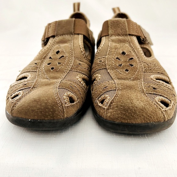 Earth Origins / Sporty Active Shoe - Picture 3 of 11